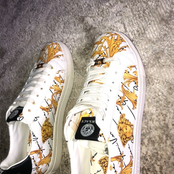 Versace shoes - Picture 6 of 6